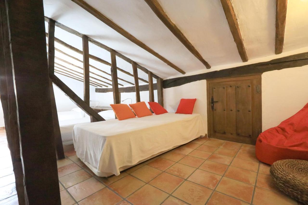 Apartamentos Rurales Spa Casa De Los Escudos Valverde de la Vera ภายนอก รูปภาพ