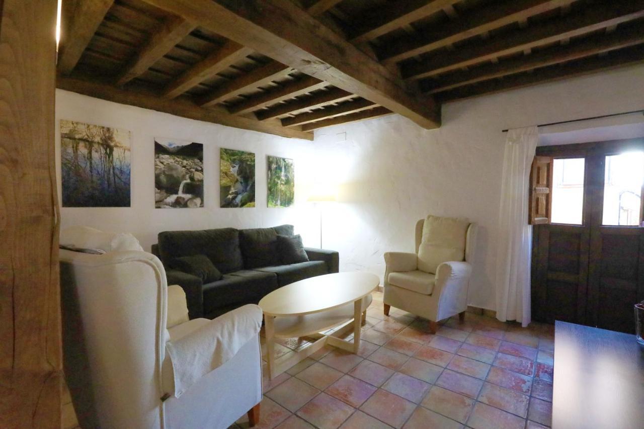 Apartamentos Rurales Spa Casa De Los Escudos Valverde de la Vera ภายนอก รูปภาพ