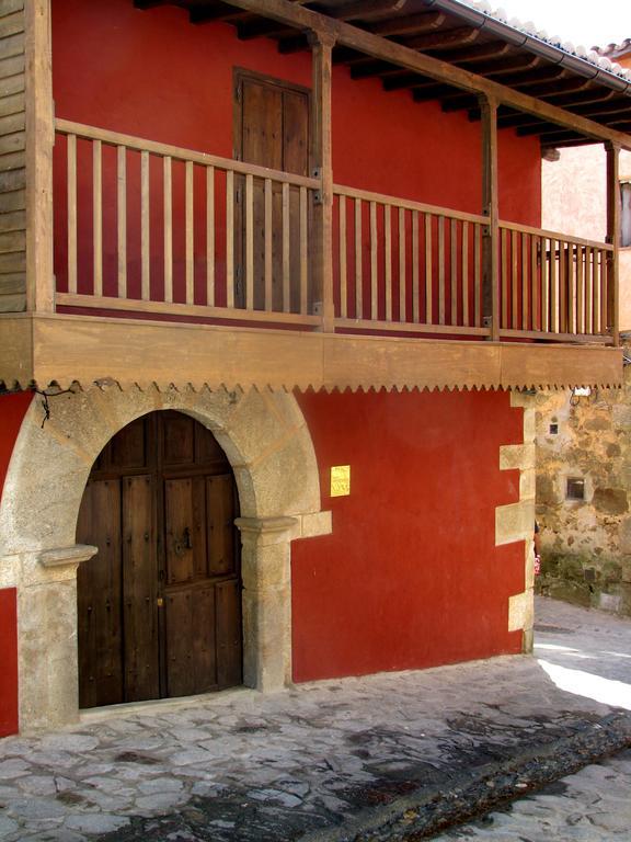 Apartamentos Rurales Spa Casa De Los Escudos Valverde de la Vera ภายนอก รูปภาพ