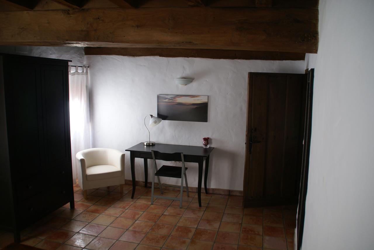 Apartamentos Rurales Spa Casa De Los Escudos Valverde de la Vera ภายนอก รูปภาพ