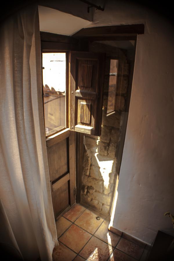 Apartamentos Rurales Spa Casa De Los Escudos Valverde de la Vera ภายนอก รูปภาพ